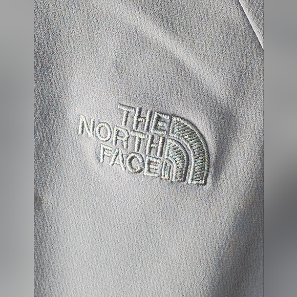 The North Face|Light Gray Windwall Jacket - Picture 6 of 9
